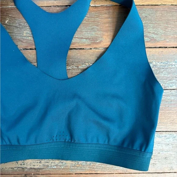 Aerie Smoothez And Target Set of 2 Sports Bras/Bralettes~ Size M 🍄 - Picture 6 of 8